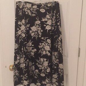 Black. And White Lined Cotton Skirt
